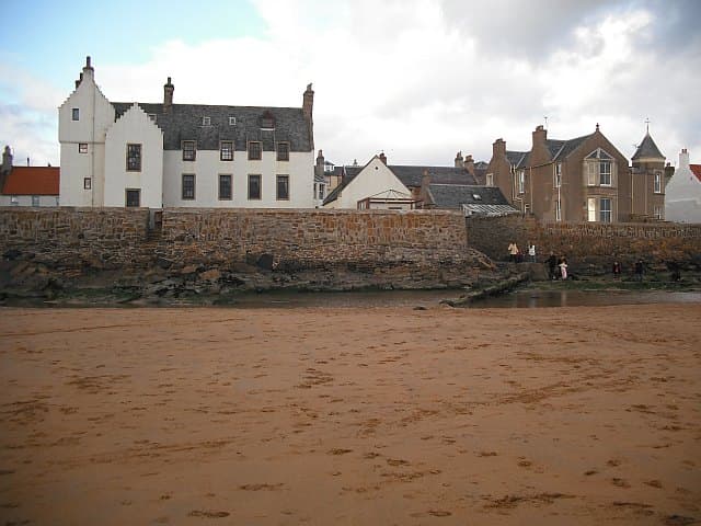 Elie Harbour & Chain Walk Pools