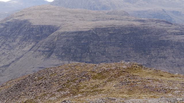 Meall a' Ghiuthais (Meall a' Ghiubhais)