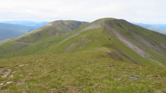 Aonach Beag