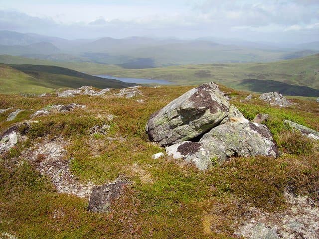Creag Loch nan Dearcag