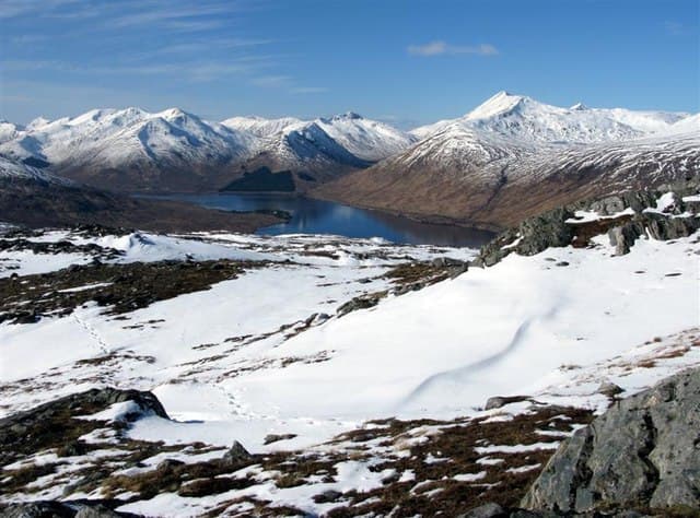 Druim nan Cnamh (Beinn Loinne)