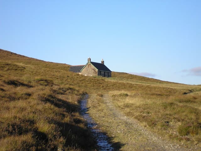Knockdamph Bothy