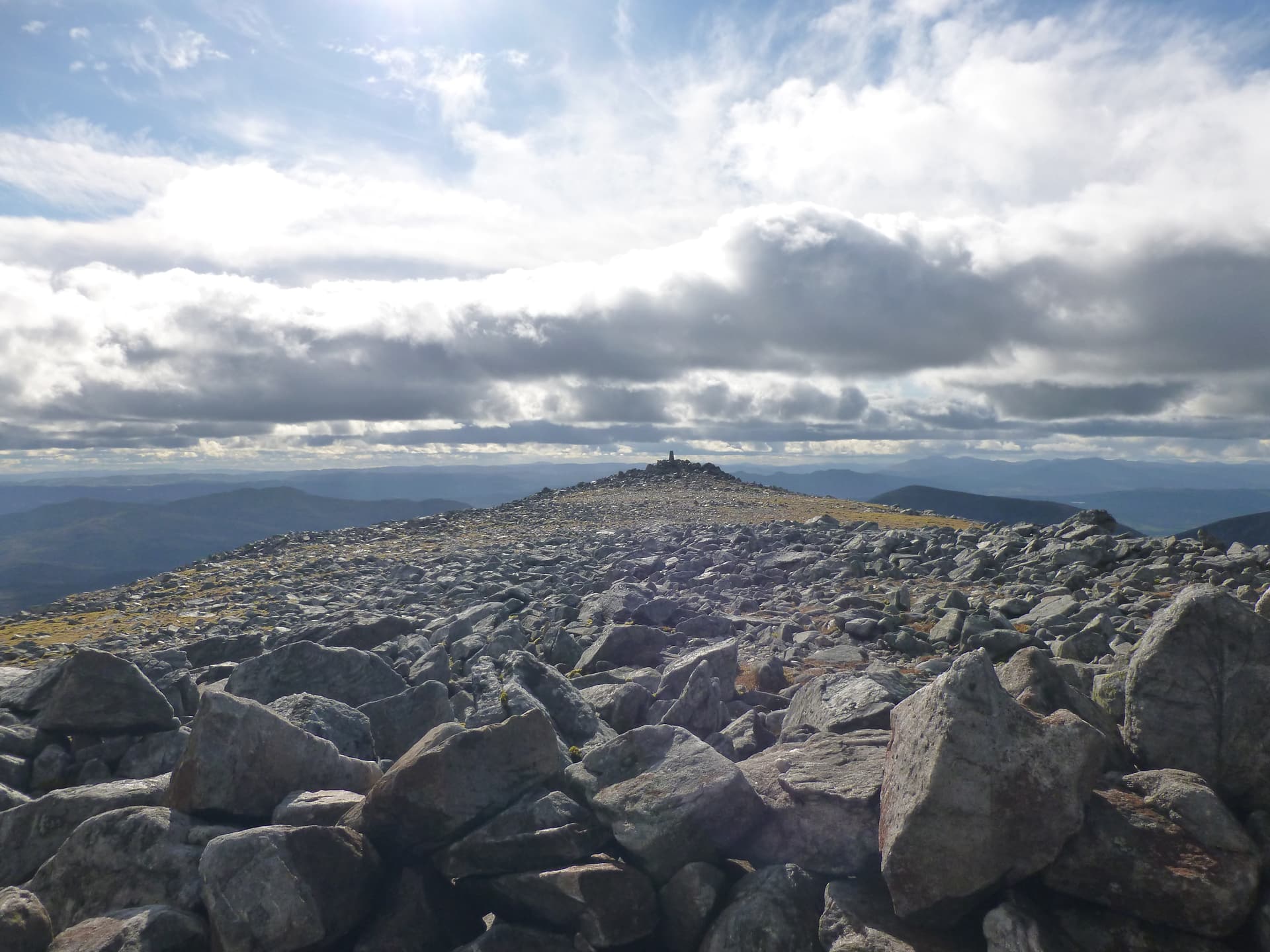 Beinn a' Ghlo - Carn nan Gabhar